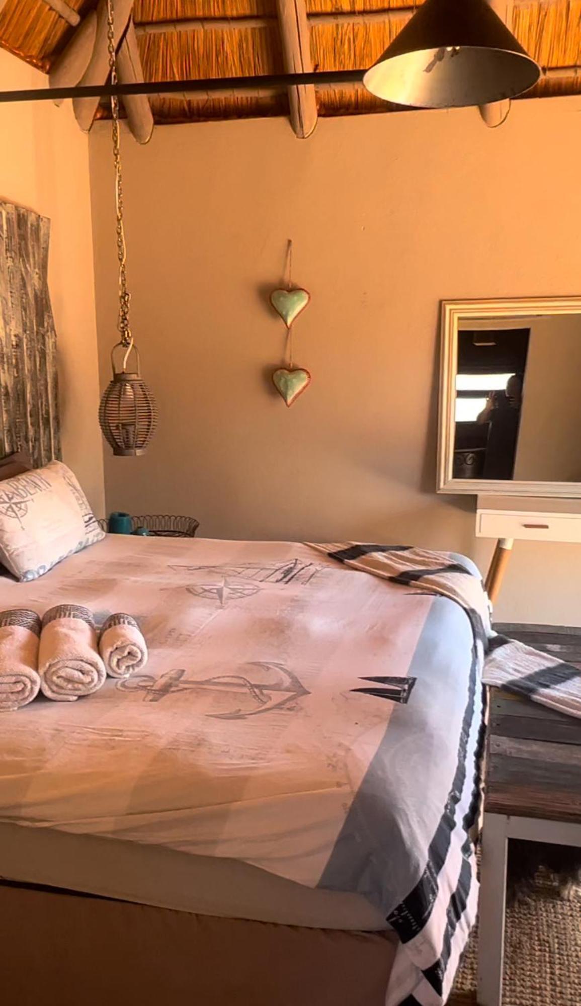 Lephalale Simba Safaris African Pride Exotic Lodge מראה חיצוני תמונה