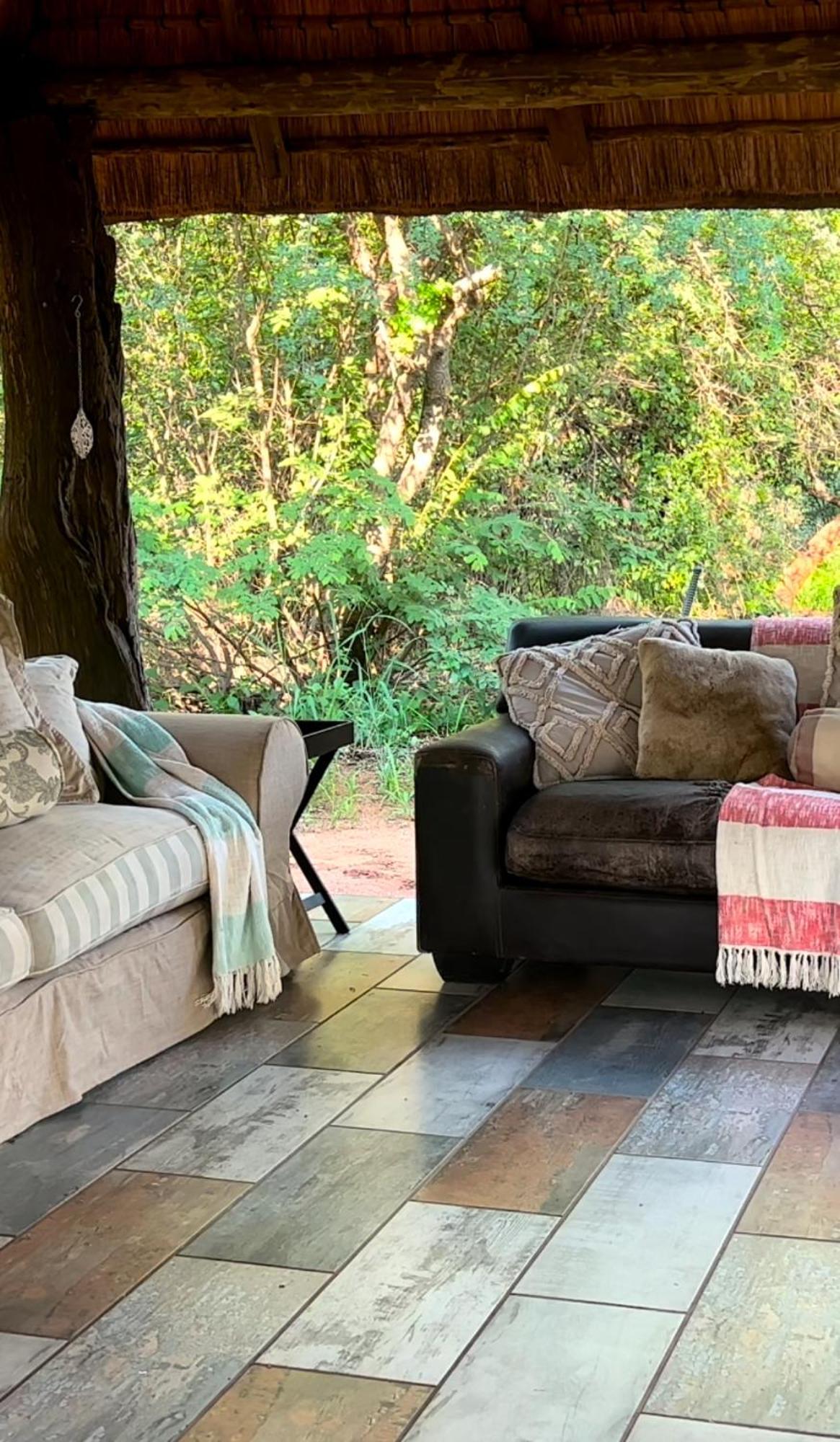 Lephalale Simba Safaris African Pride Exotic Lodge מראה חיצוני תמונה